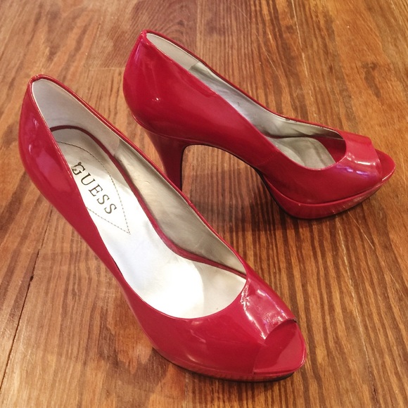guess red peep toe heels